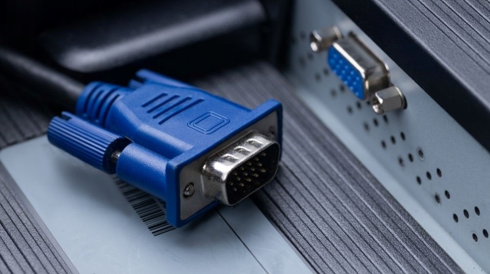 آشنایی با کابل  VGA