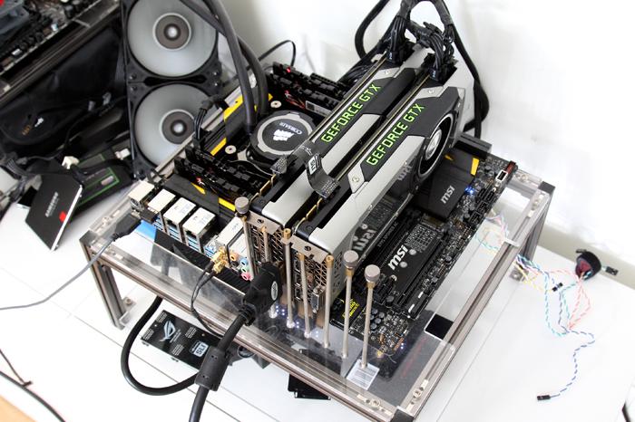 برای در کنار هم قرار گرفتن دو کارت گرافیک پورت PCI مورد نیاز است