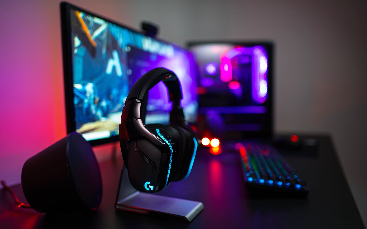 هدست گیمینگ لاجیتک مدل logitech g935