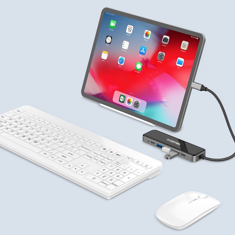 داک استیشن Type-C لنشن CE35