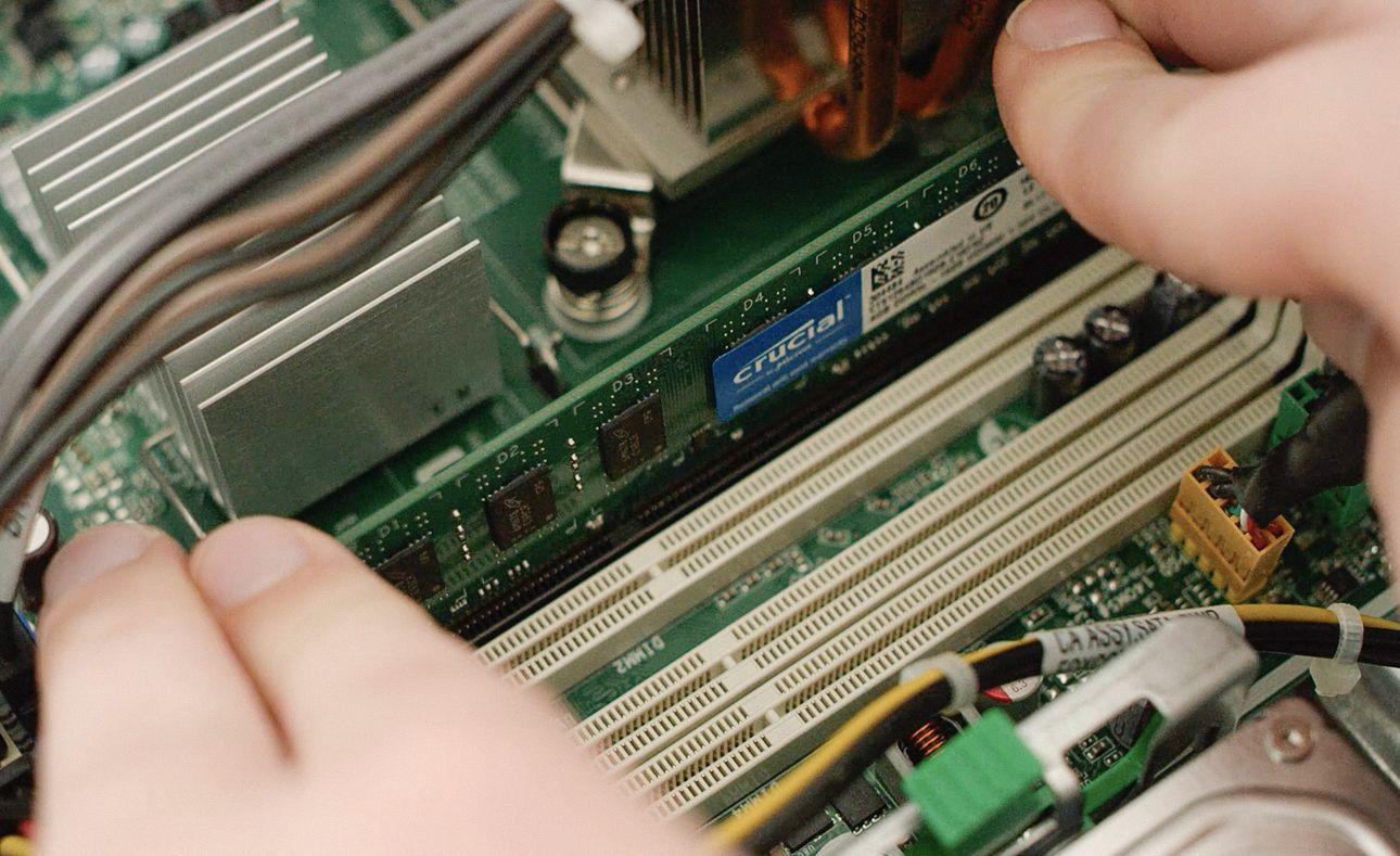 رم 16 گیگابایت 3200 مگاهرتز DDR4 کروشیال